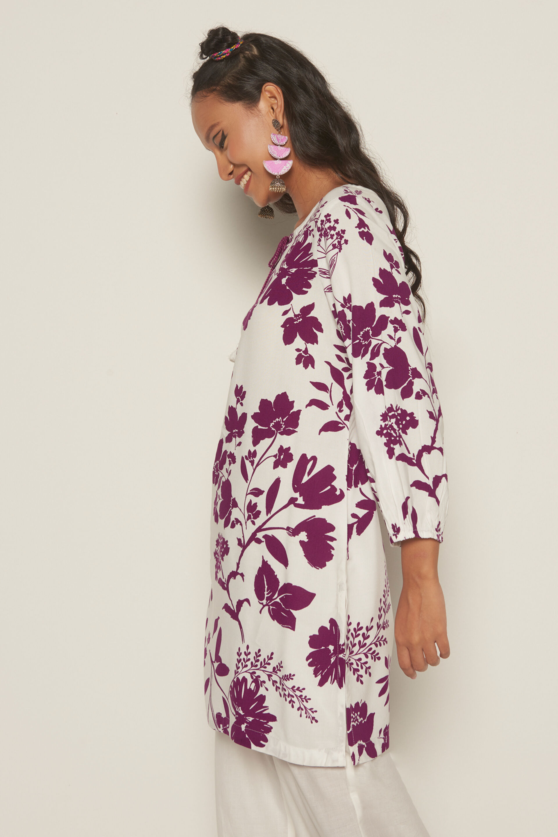 Tune Into Tunic Blooms, Purple, image 3